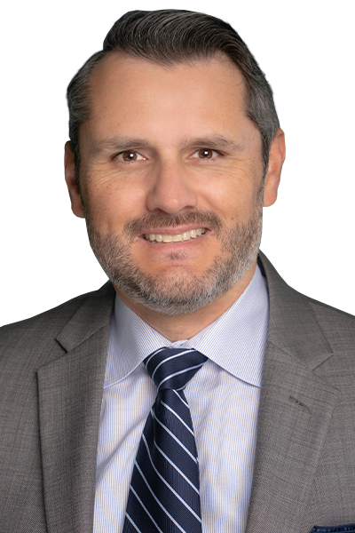 Luis Dieguez, Financial Planner Emerald